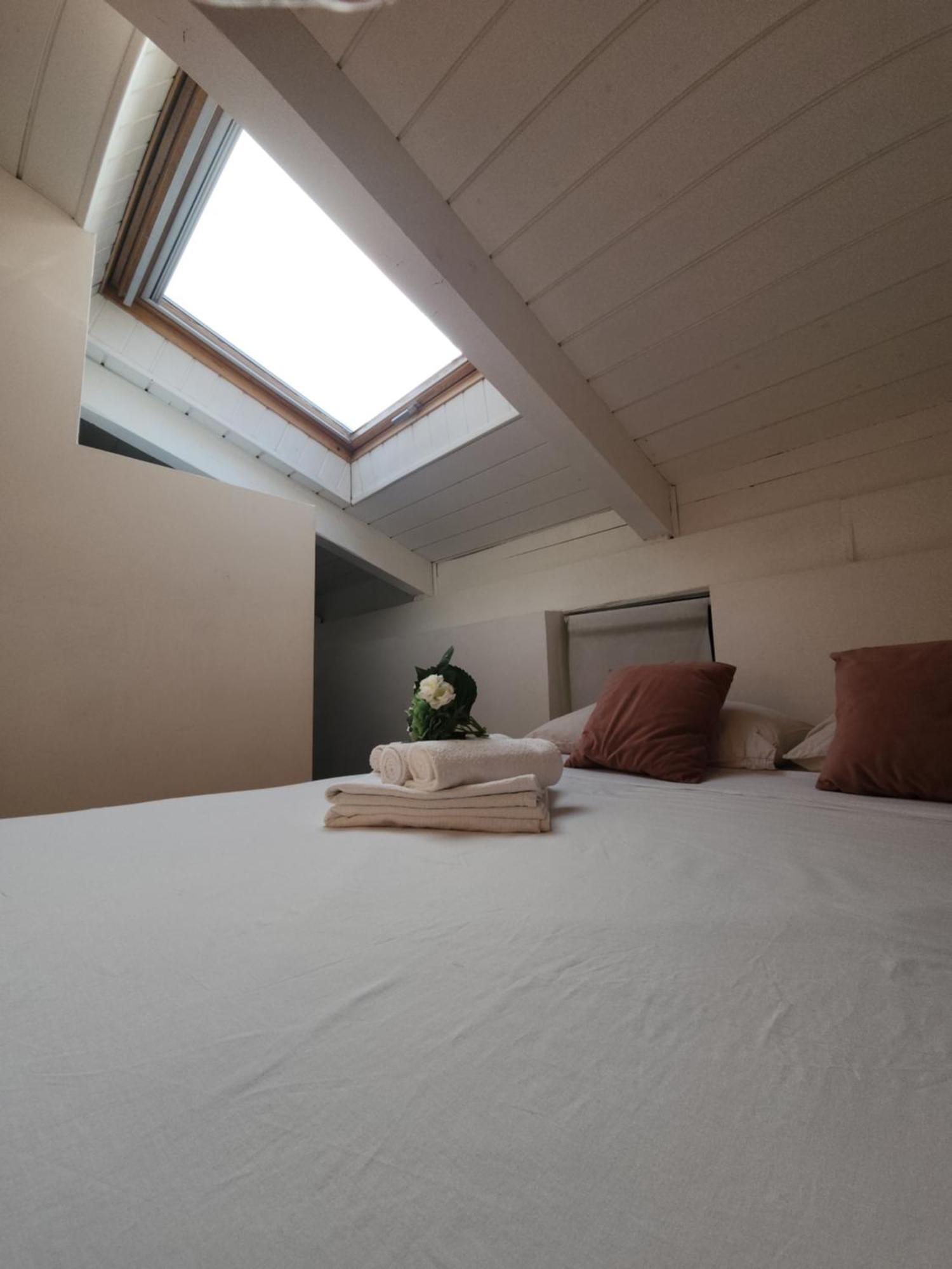 Gaia Suites - A Due Passi Dal Centro - Parcheggio Privato Turijn Kamer foto