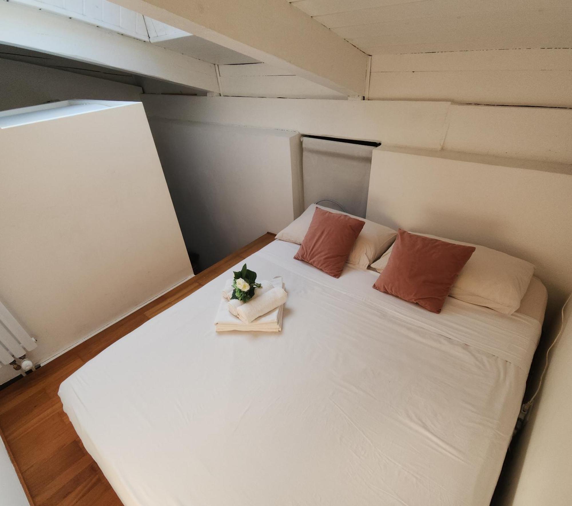 Gaia Suites - A Due Passi Dal Centro - Parcheggio Privato Turijn Buitenkant foto